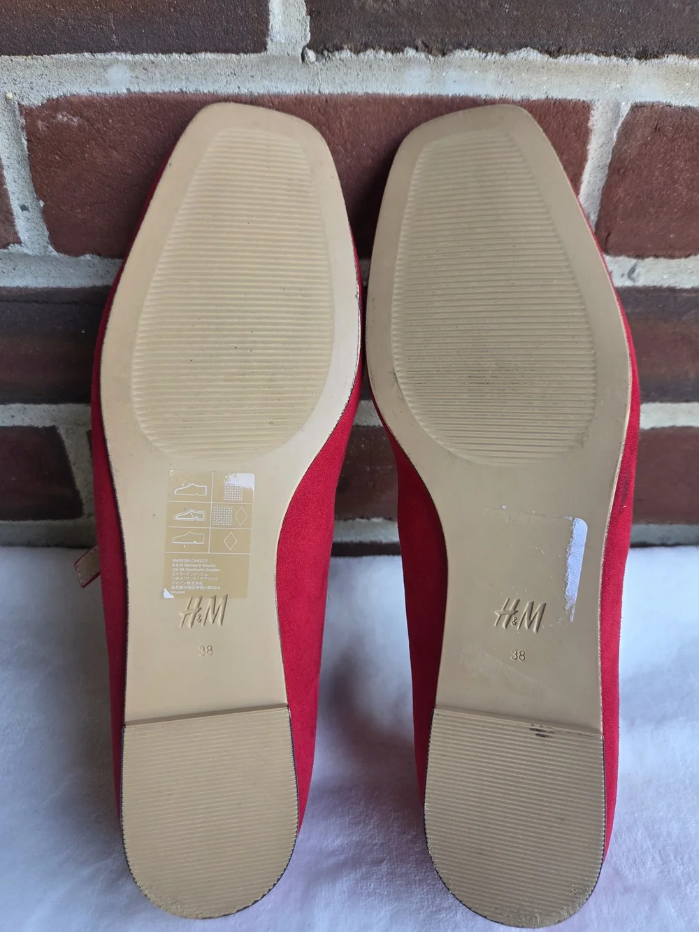 H&M Red Mary Jane Ballet Flats Square Toe Buckle Strap Women's US 7 EU 38